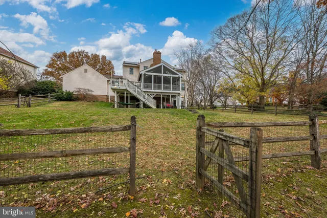 $1,600,000 | 5800 Cartina Terrace, Rockville, MD 20852