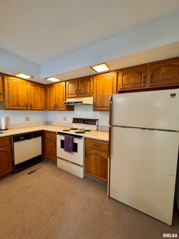 $106,900 | 1905 South Madison Street, Macomb, IL 61455