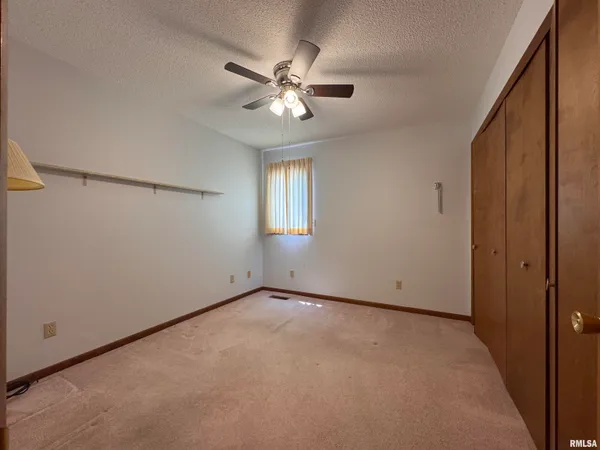 $103,900 | 1905 South Madison Street, Macomb, IL 61455