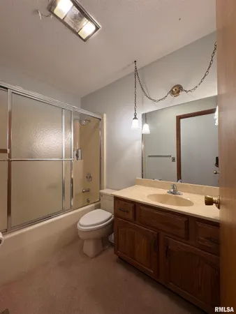 $103,900 | 1905 South Madison Street, Macomb, IL 61455