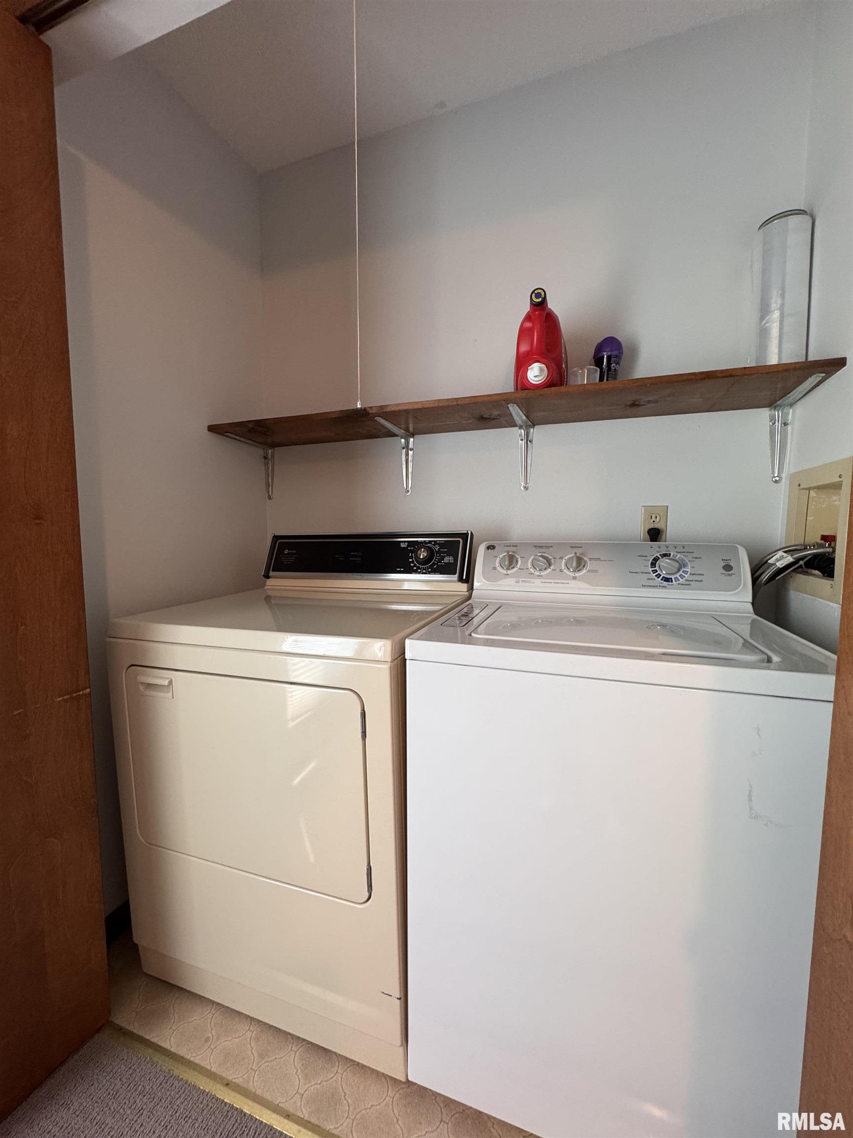 1905 South Madison Street Macomb, IL 61455 - Photo 9 of 21