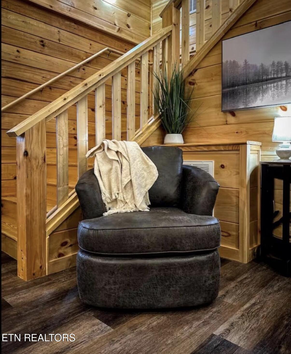 848 String Run Way Pigeon Forge, TN 37862 - Photo 20 of 60 IMG_5746