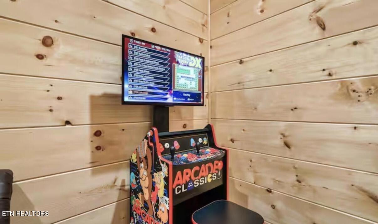 848 String Run Way Pigeon Forge, TN 37862 - Photo 37 of 60 IMG_5763