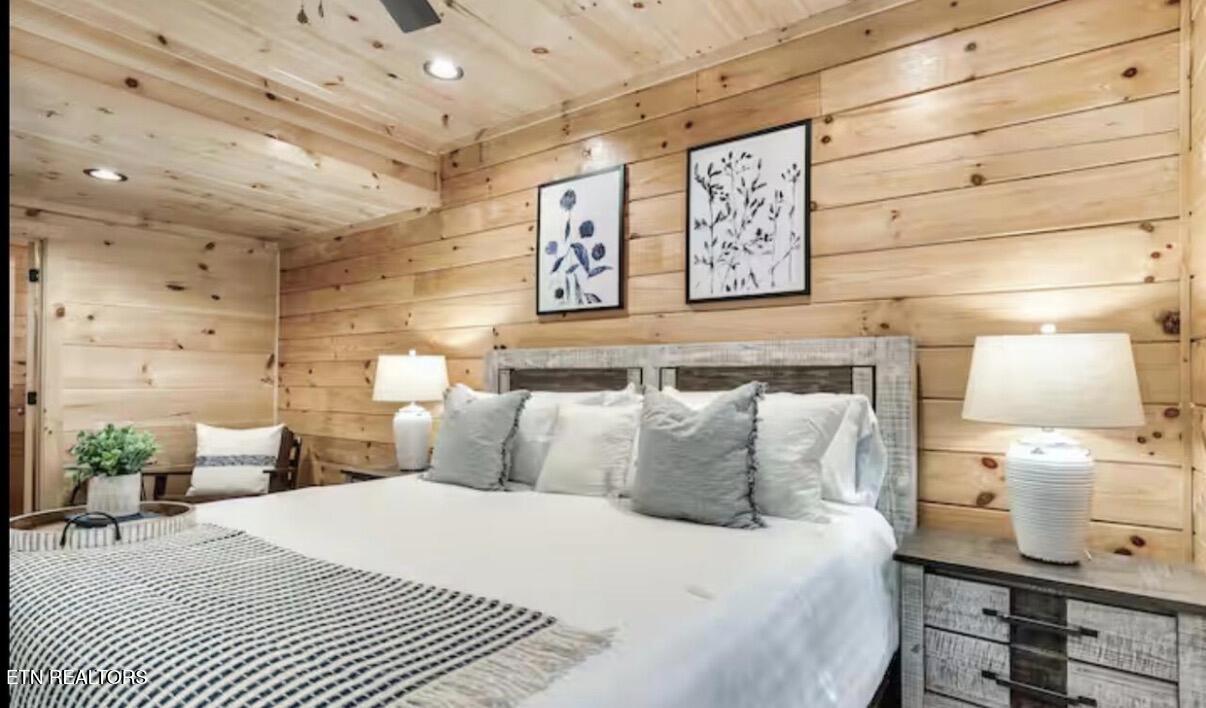 848 String Run Way Pigeon Forge, TN 37862 - Photo 48 of 60 IMG_5774