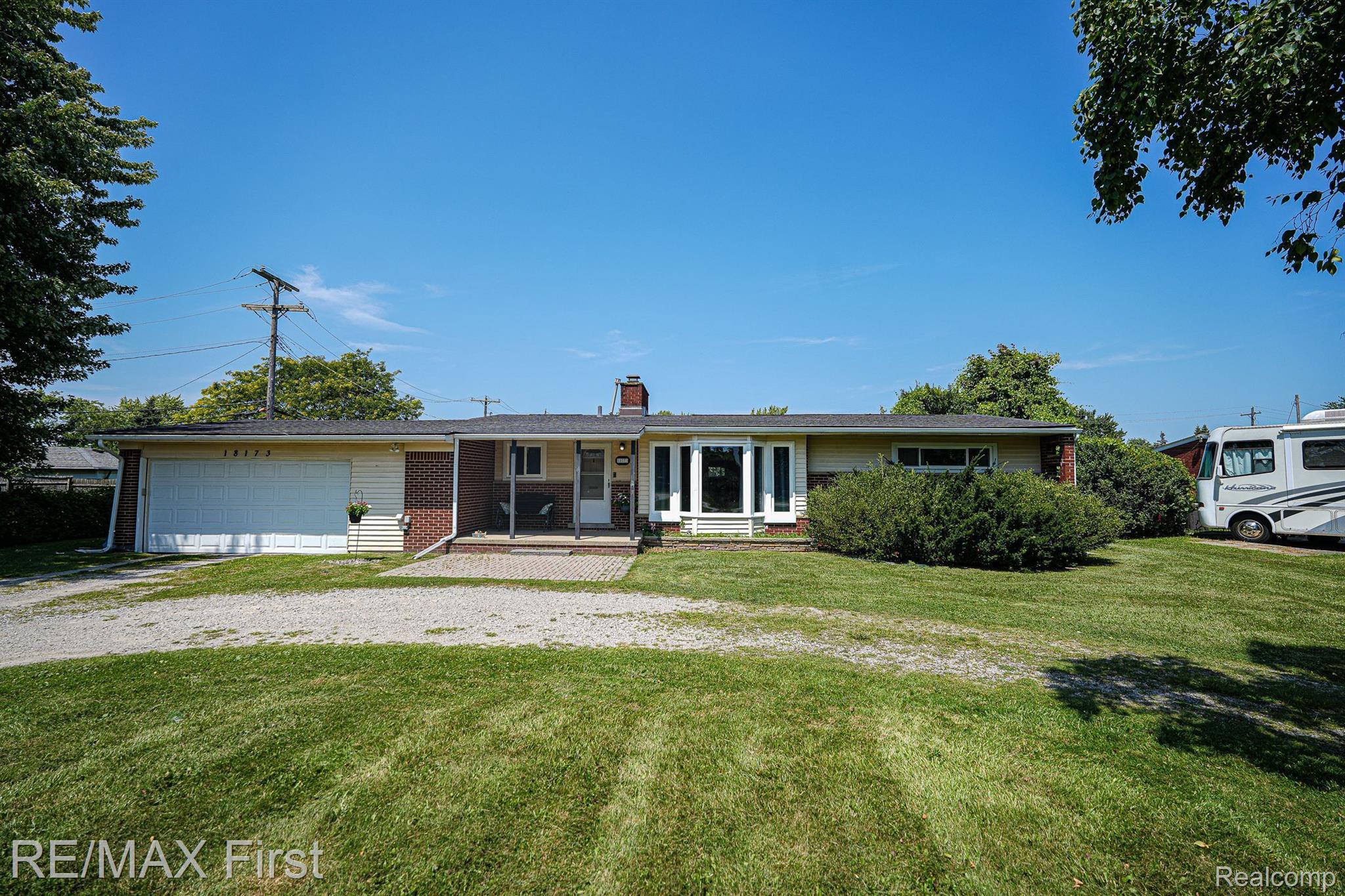 18173 15 Mile Road Clinton Township, MI 48035 - Photo 2 of 30 Gallery Image 2