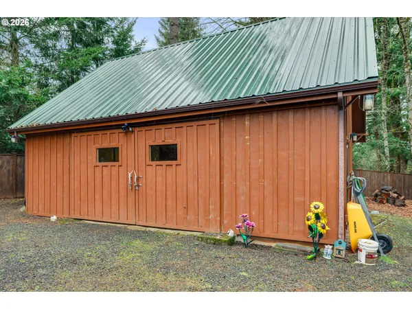 $780,000 | 16441 South Henrici Road, Oregon City, OR 97045