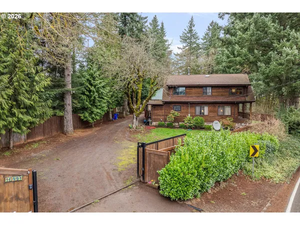 $780,000 | 16441 South Henrici Road, Oregon City, OR 97045