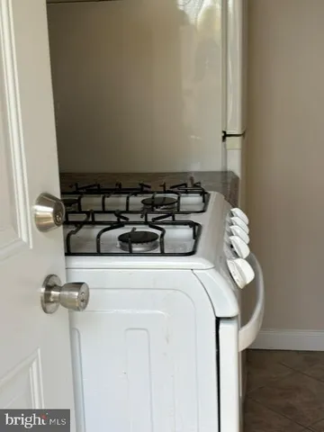 a close view of sink and tap