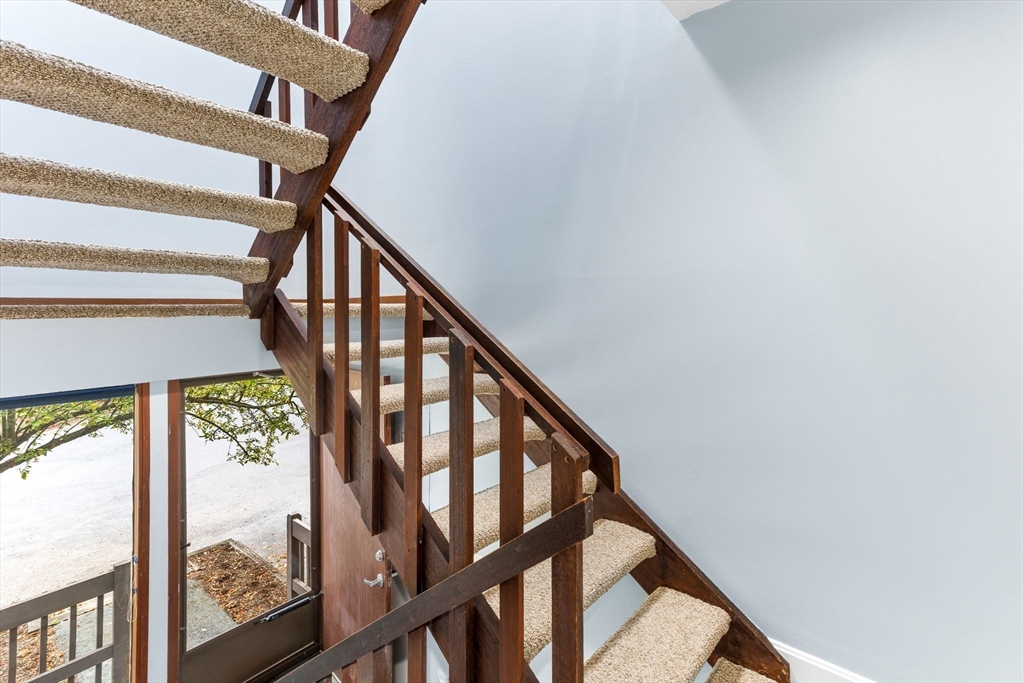 511 Tumbling Hawk, Unit 511 Acton, MA 01718 - Photo 18 of 42 a view of an entryway