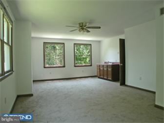 4641 Yates Road Bensalem, PA 19020 - Photo 8 of 12 Gallery Image 8