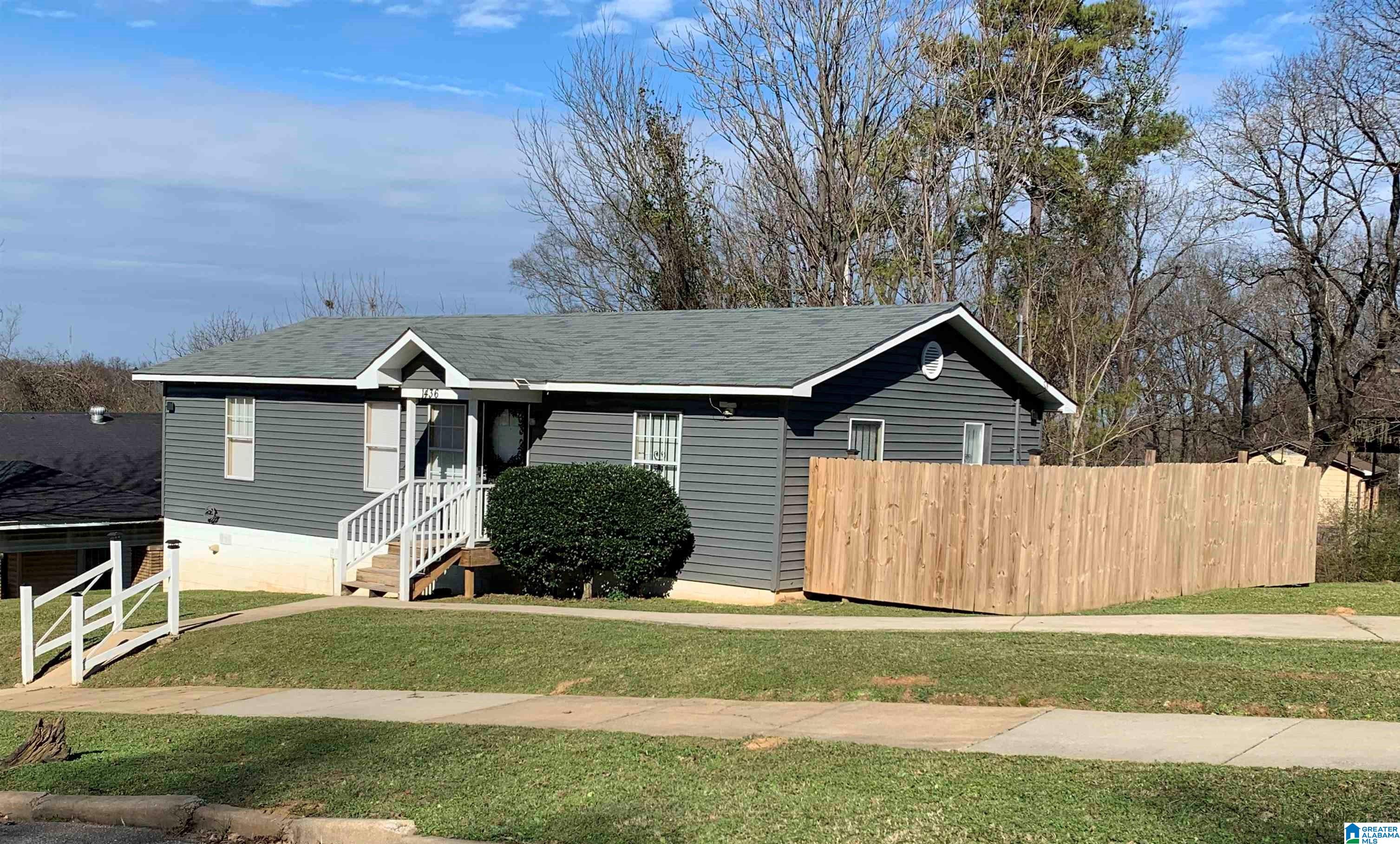 1436 Elizabeth Avenue Tarrant, AL 35217 - Photo 2 of 18