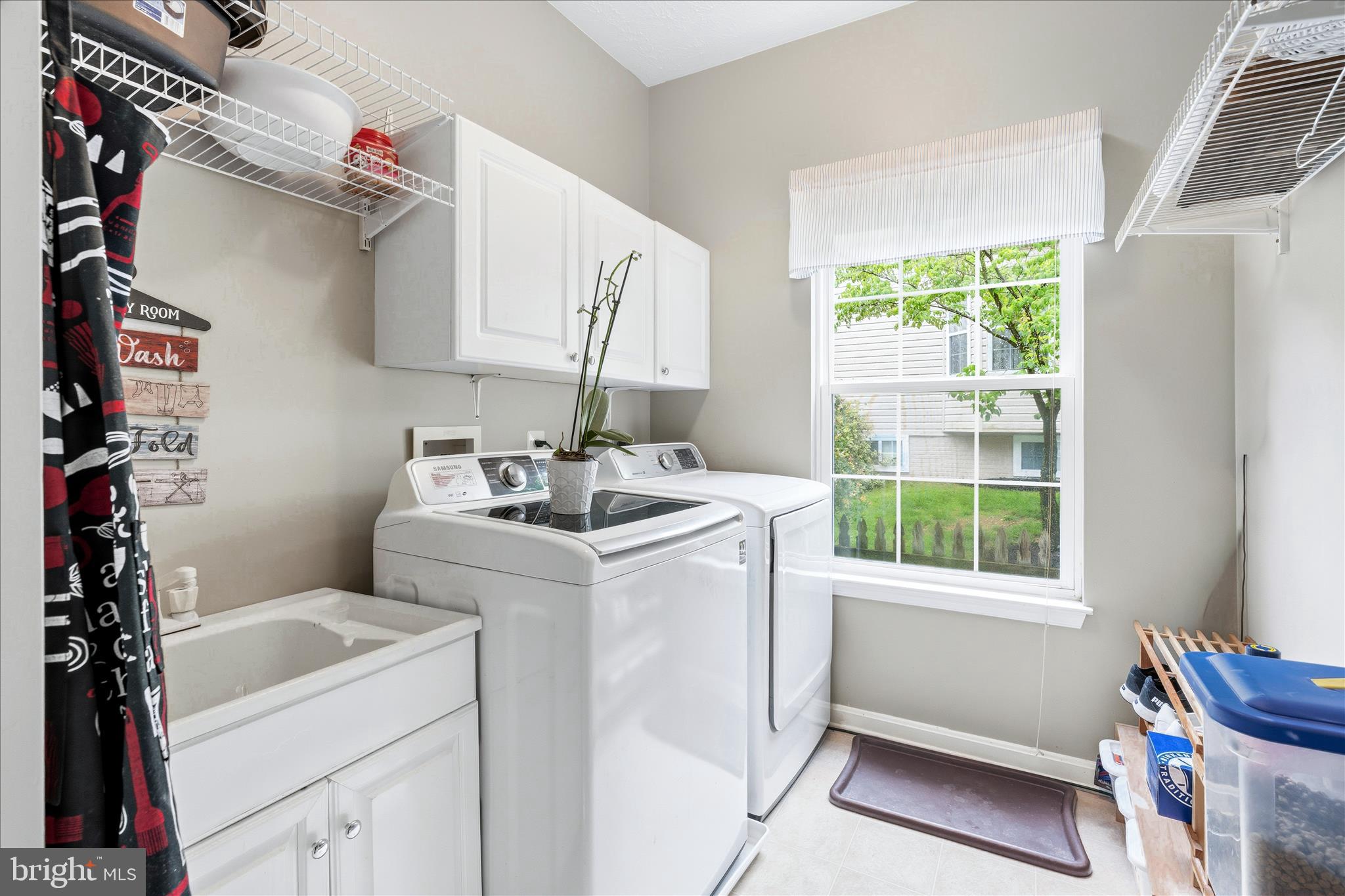 5811 Winding Ridge Way Frederick, MD 21704 - Photo 21 of 55 Main floor laundry