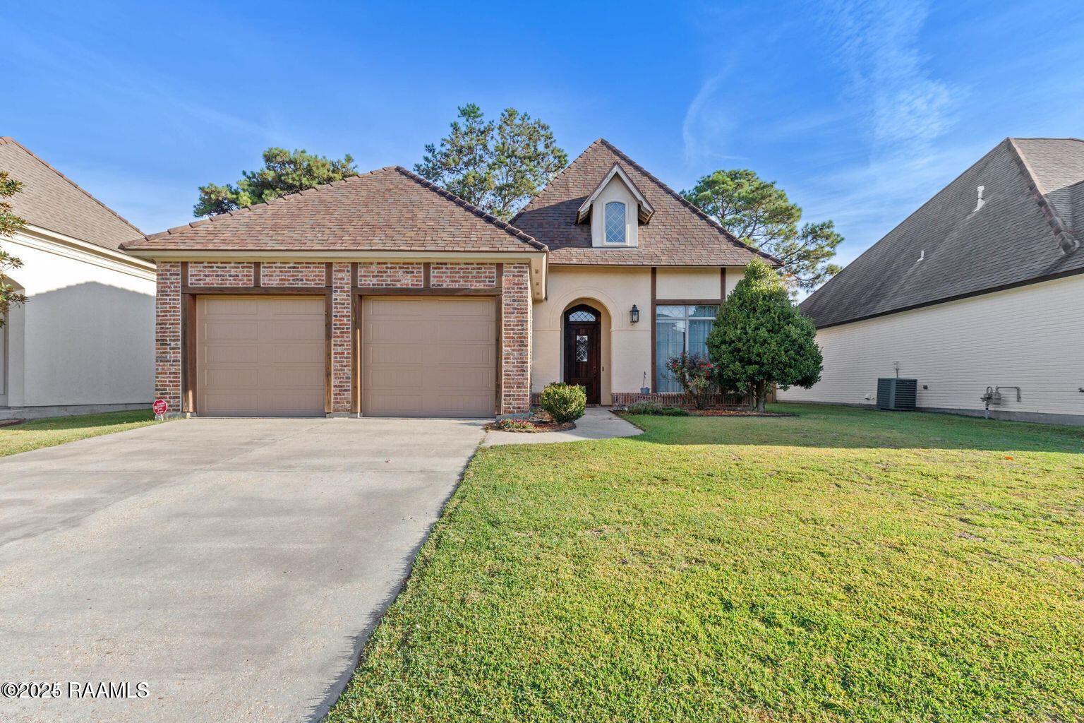 216 Croft Row Lafayette, LA 70503 - Photo 2 of 33