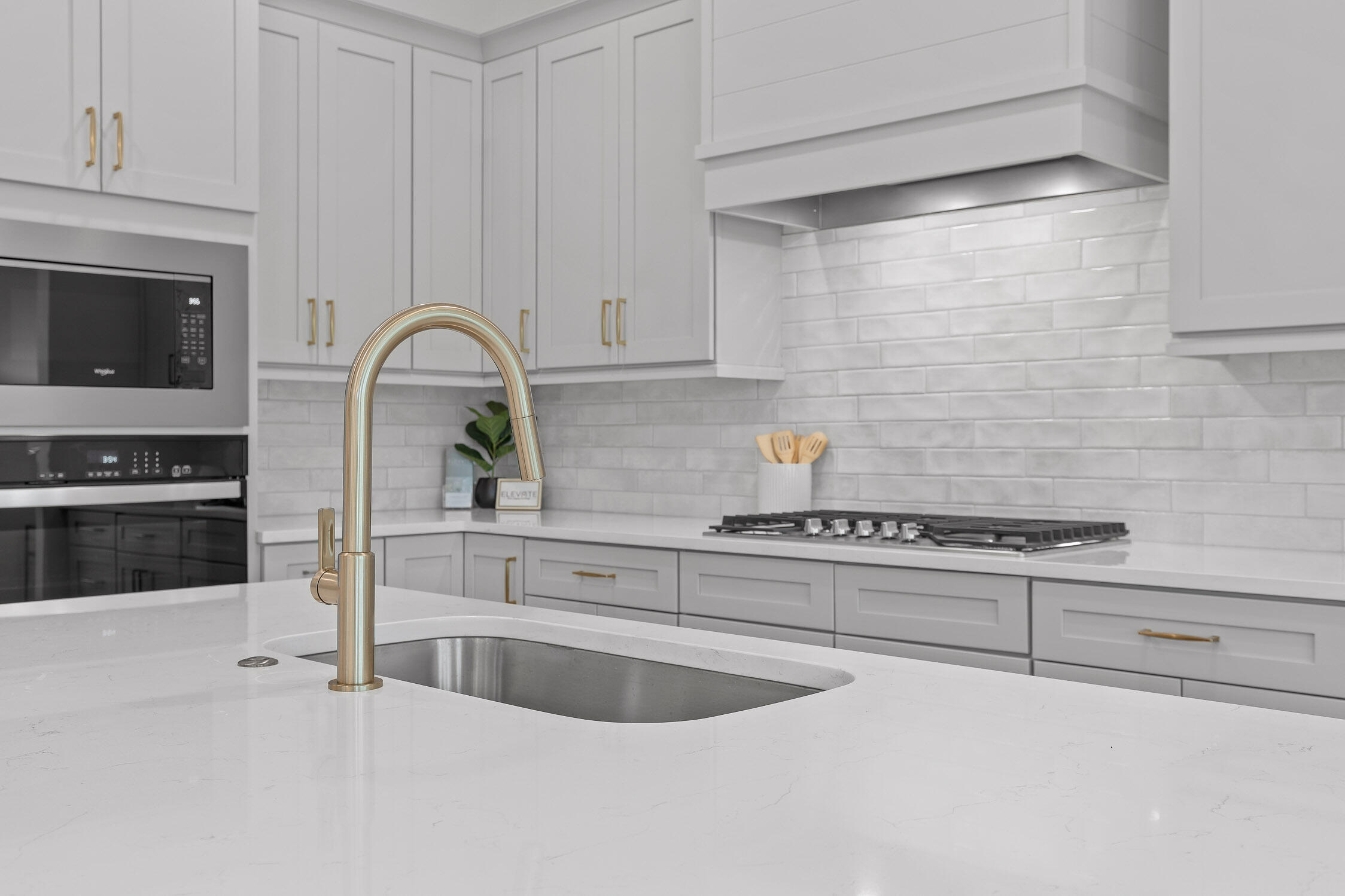 4704 Dempsey Way Chattanooga, TN 37419 - Photo 13 of 41 Kitchen