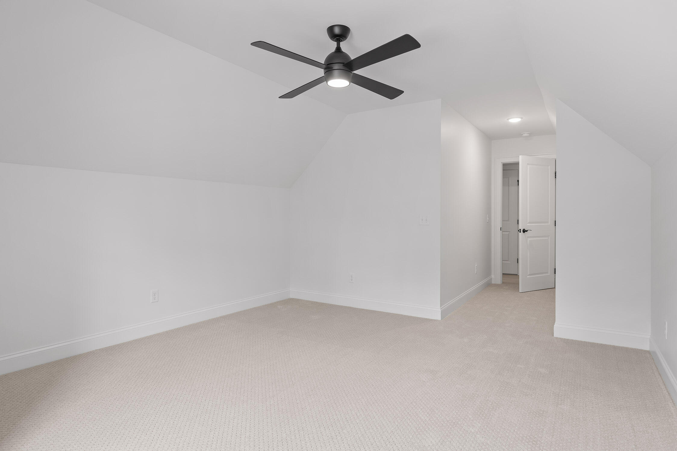 4704 Dempsey Way Chattanooga, TN 37419 - Photo 28 of 41 3rd Bedroom - 2nd Floor