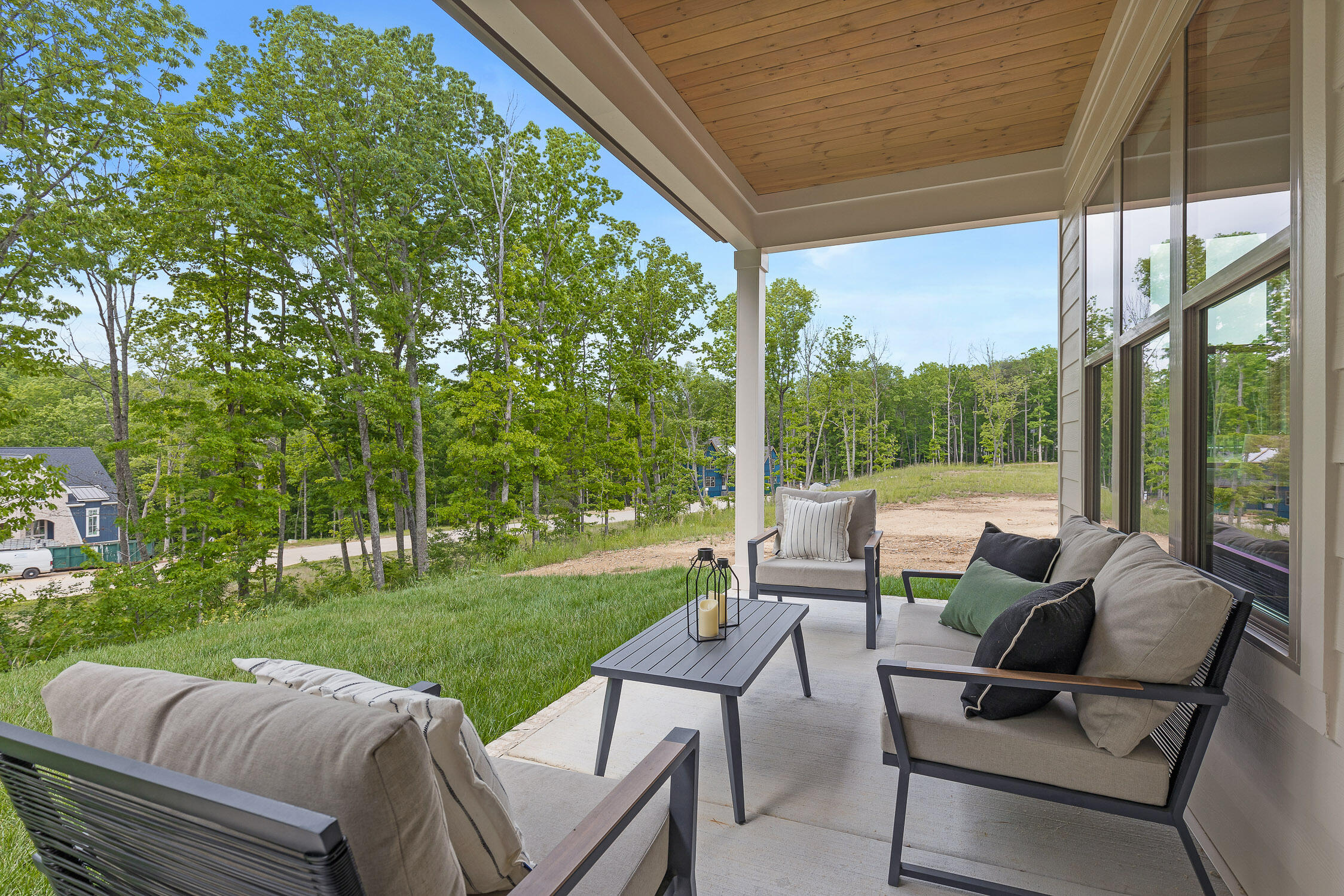 4704 Dempsey Way Chattanooga, TN 37419 - Photo 33 of 41 Covered Porch
