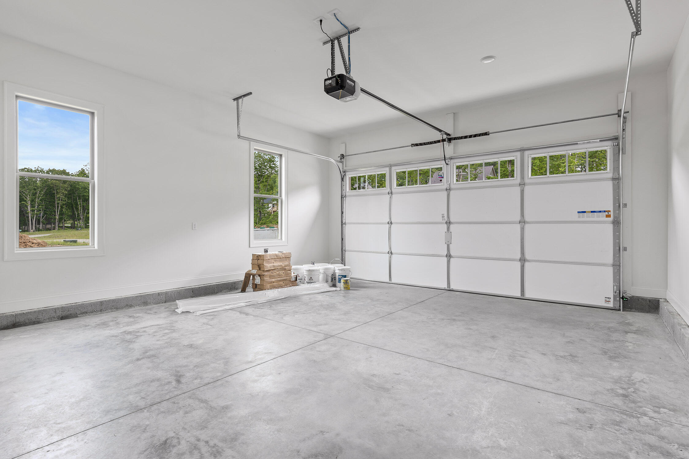 4704 Dempsey Way Chattanooga, TN 37419 - Photo 34 of 41 2 Car Garage