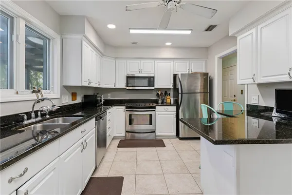 $599,000 | 225 West Point Drive, St. Simons Island, GA 31522