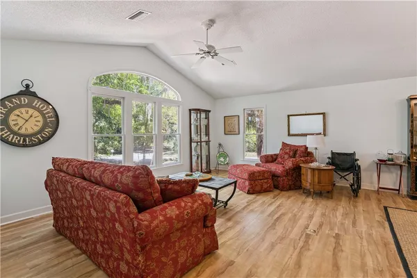 $599,000 | 225 West Point Drive, St. Simons Island, GA 31522