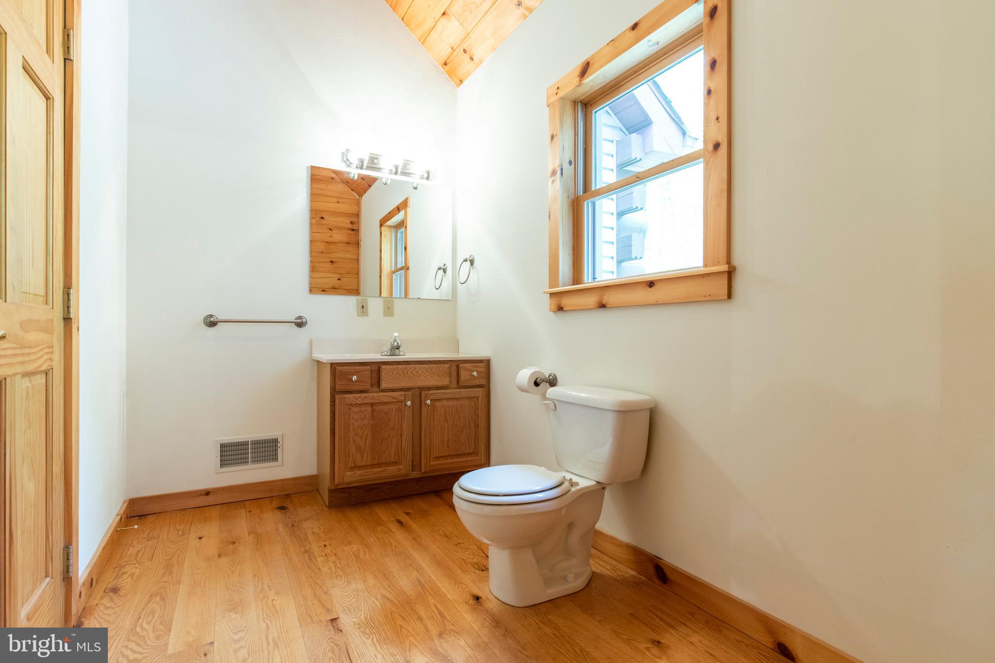 36 Hopewell Road Elverson, PA 19520 - Photo 21 of 37 1st Floor Half Bath