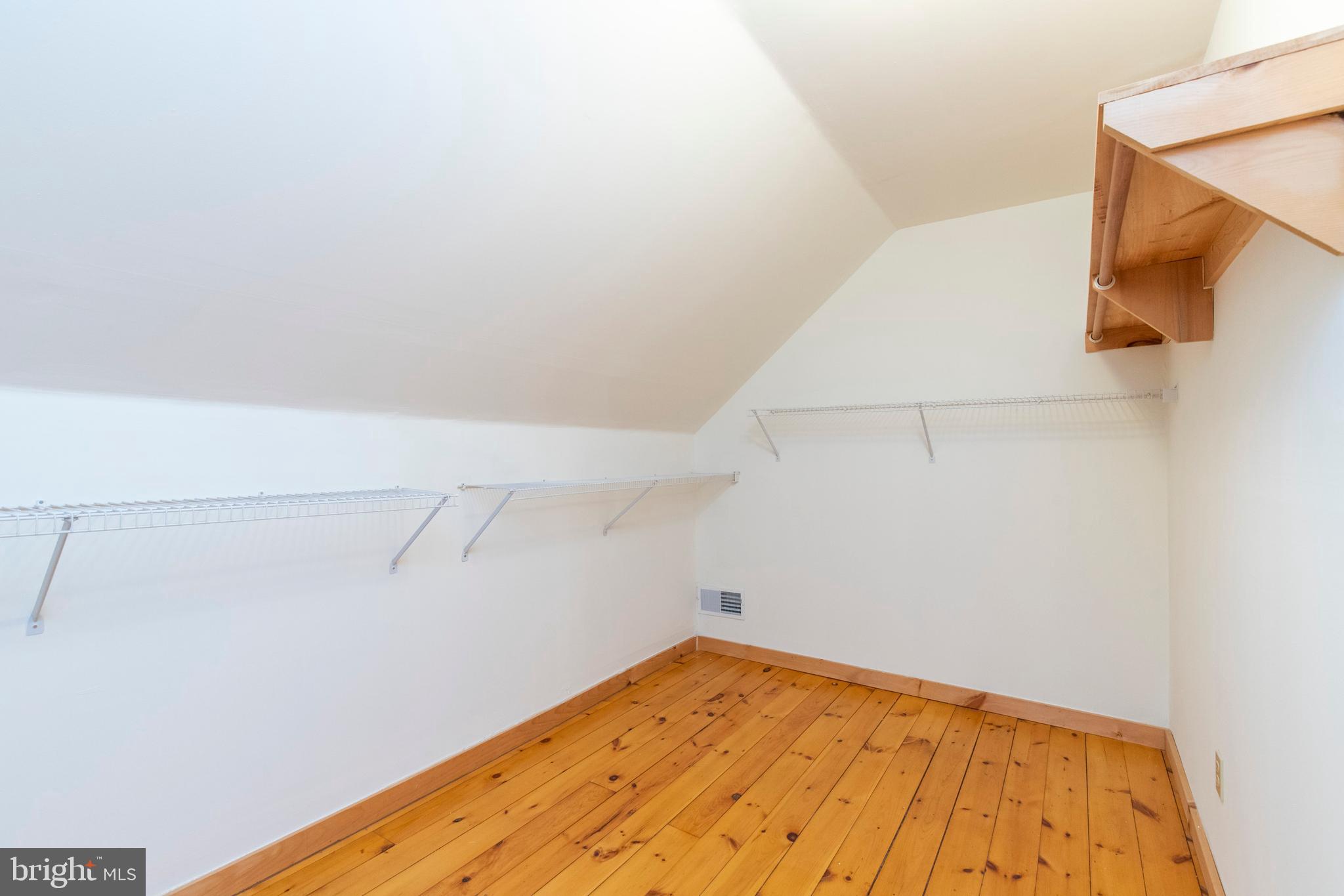 36 Hopewell Road Elverson, PA 19520 - Photo 28 of 37 2nd Floor Bedroom, Walk In Closet
