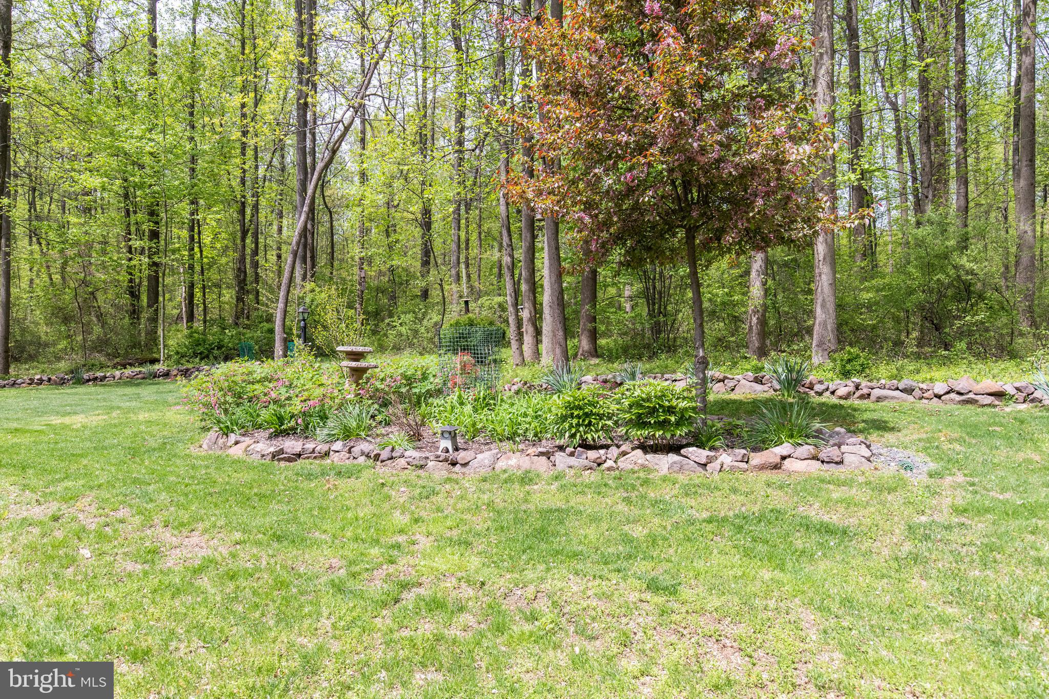 36 Hopewell Road Elverson, PA 19520 - Photo 36 of 37 Back yard