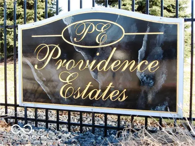 $624,900 | 1219 Independence Boulevard, Plainfield, IN 46168