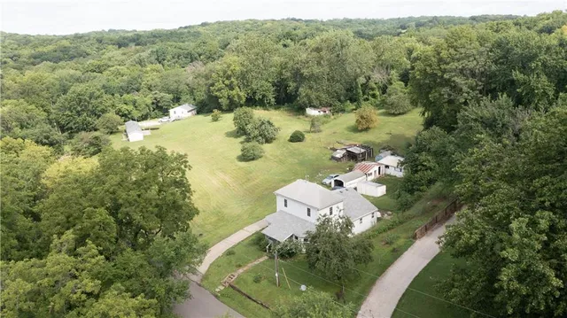 $215,000 | 319 Green Street, St. Joseph, MO 64505