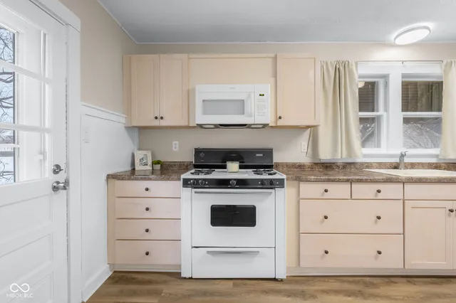 $190,000 | 1630 California Street, Columbus, IN 47201