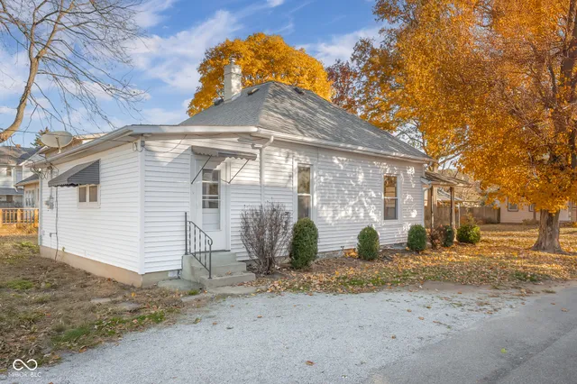$190,000 | 1630 California Street, Columbus, IN 47201