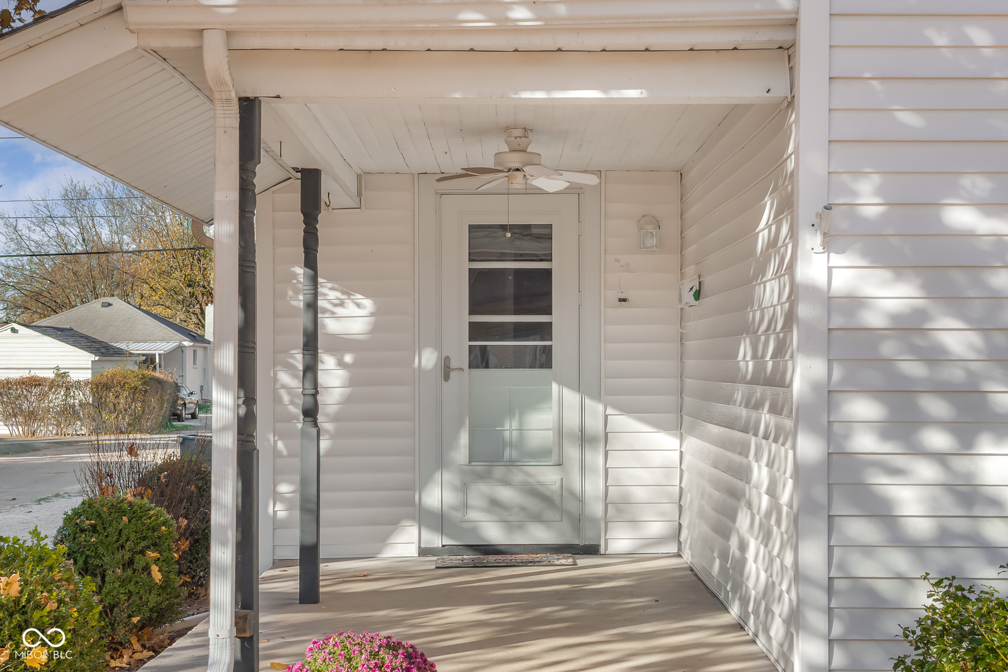 1630 California Street Columbus, IN 47201 - Photo 5 of 51