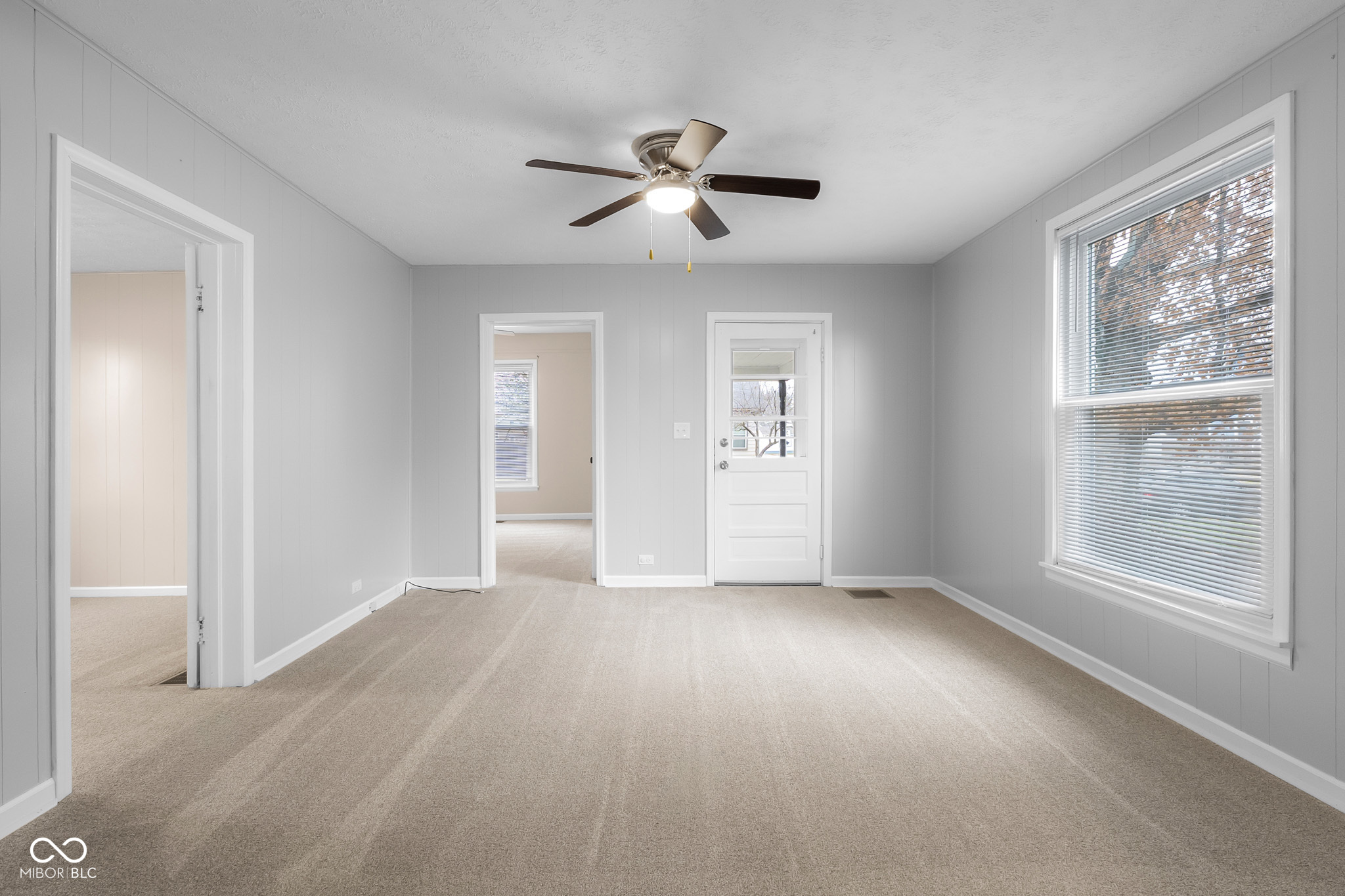 1630 California Street Columbus, IN 47201 - Photo 6 of 51