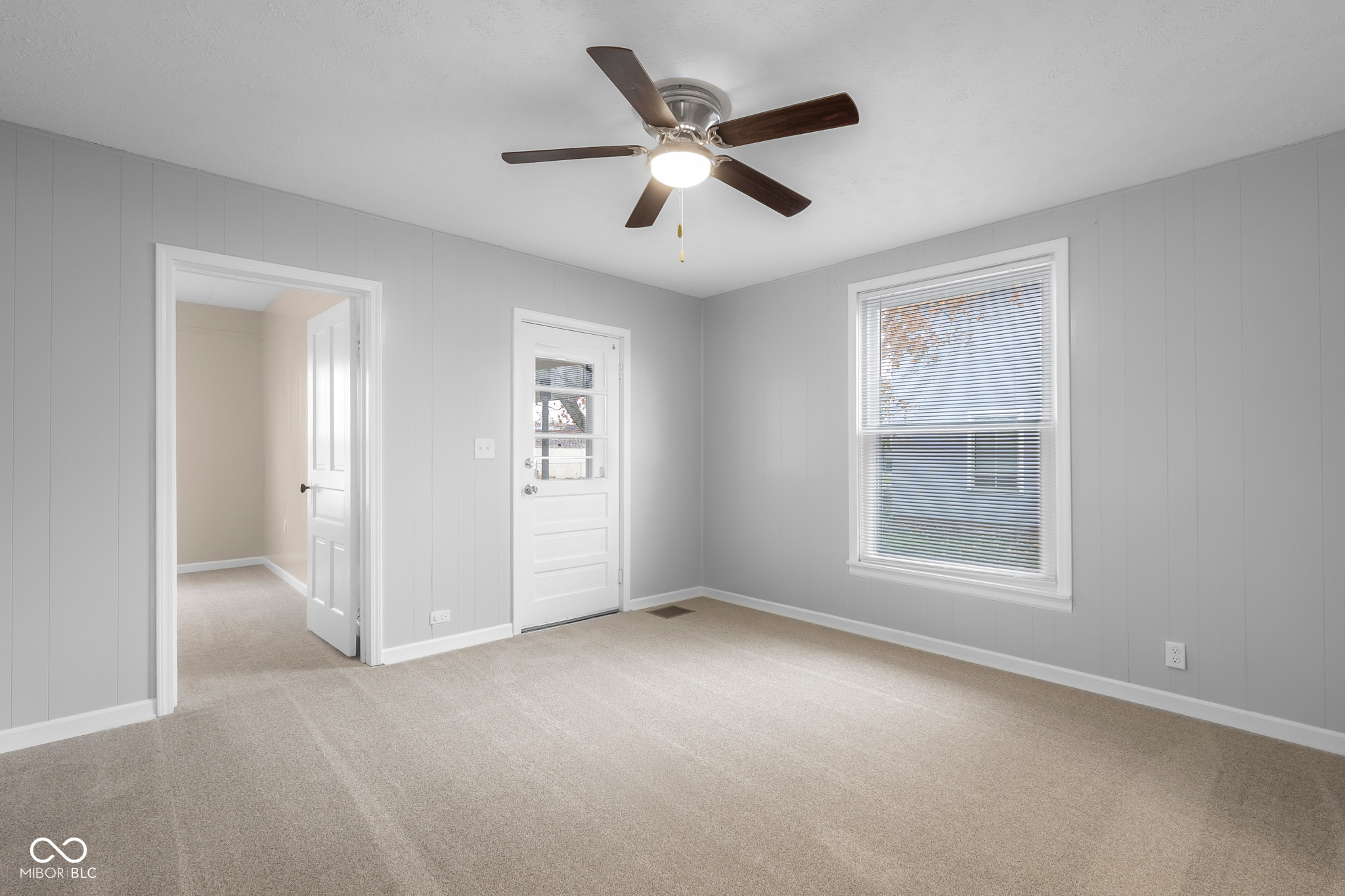 1630 California Street Columbus, IN 47201 - Photo 8 of 51