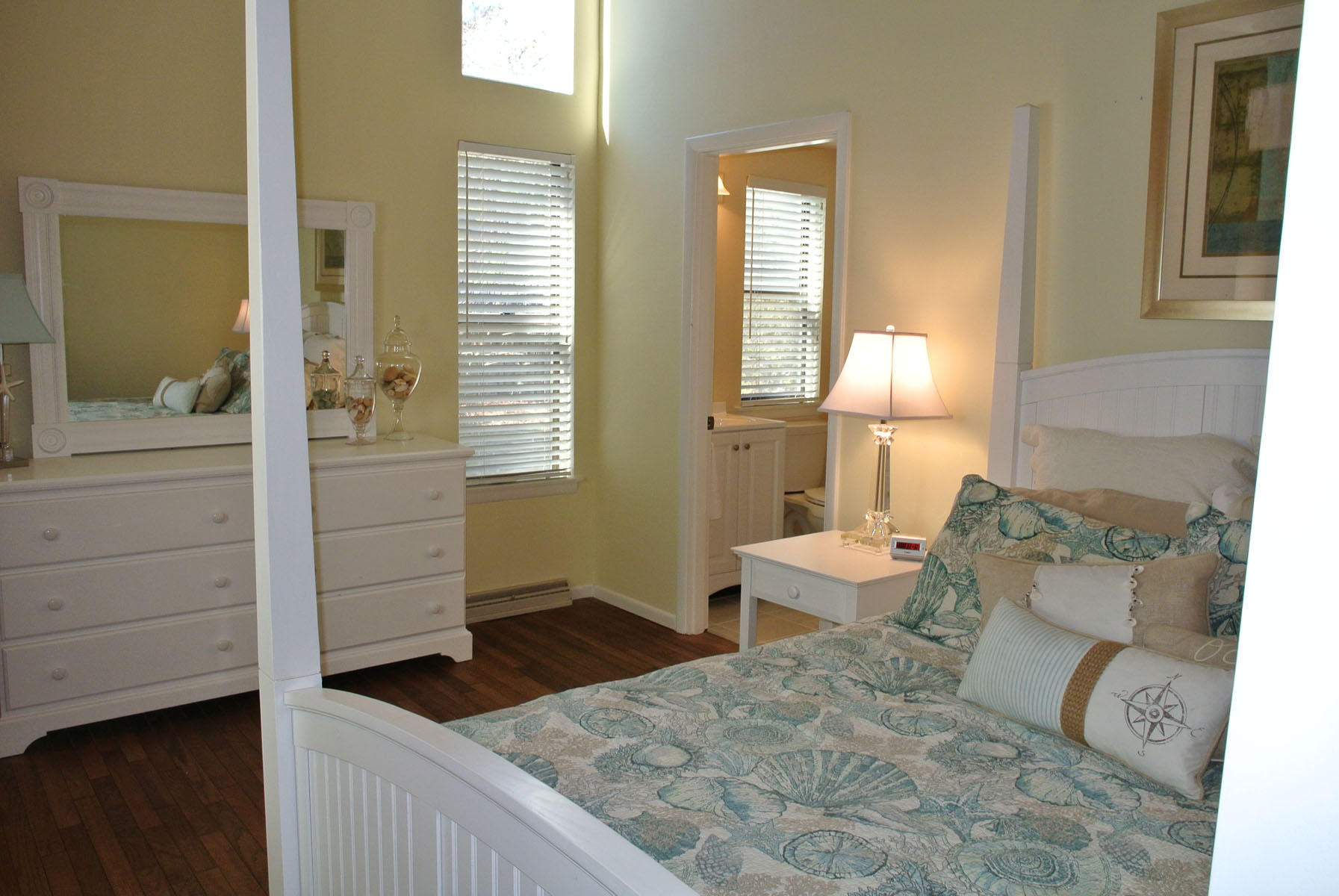 38 Fells Pond Road Mashpee, MA 02649 - Photo 11 of 22 a living room with furniture and a window