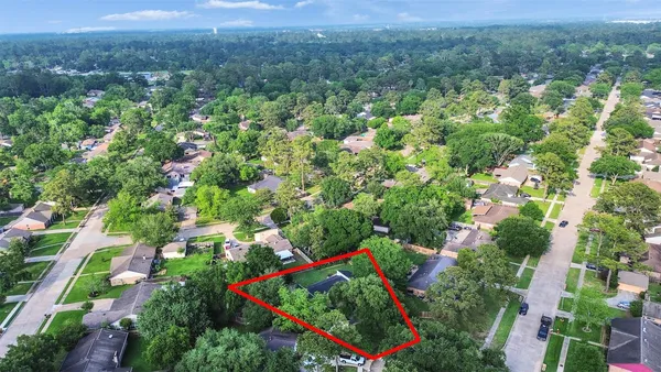 $335,000 | 12906 Aste Lane, Houston, TX 77065