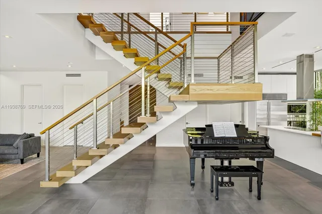 a view of entryway and hall