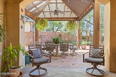 $1,345,000 | 406 Worth, Lafayette, LA 70508
