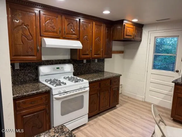 $1,290,000 | 1324 Rudolph Drive, Newbury Park, CA 91320