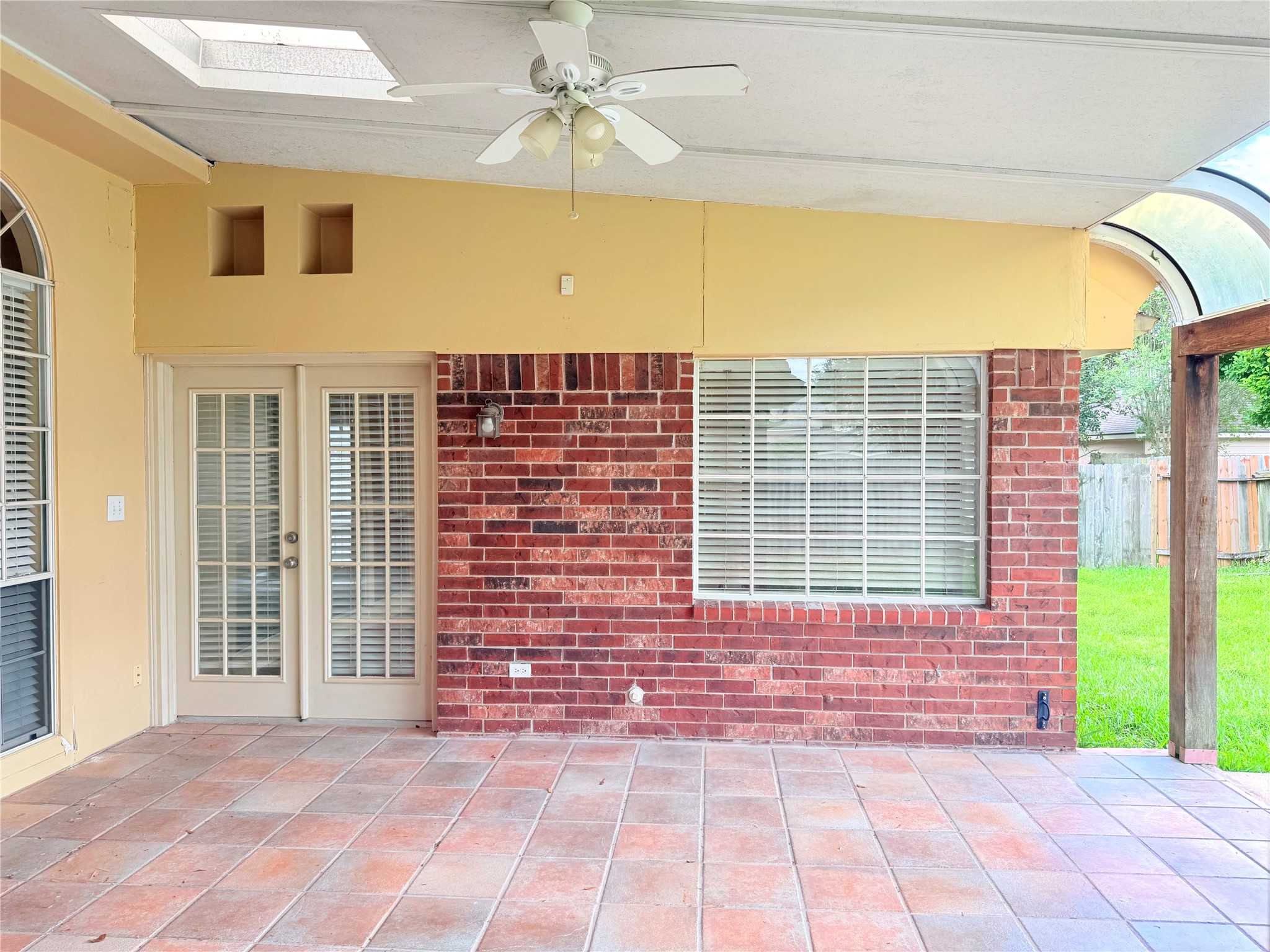 5010 Rebel Ridge Drive Sugar Land, TX 77478 - Photo 20 of 23 a front view of a house with a yard