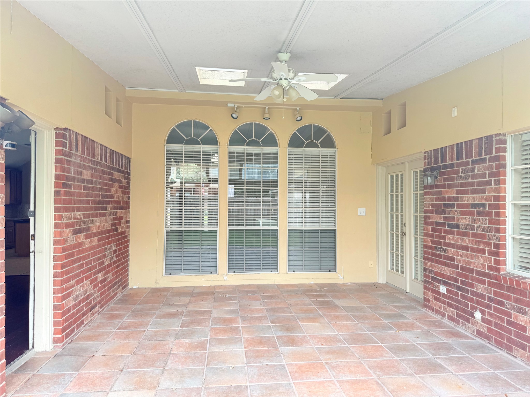 5010 Rebel Ridge Drive Sugar Land, TX 77478 - Photo 21 of 23 a view of an entryway with a chandelier