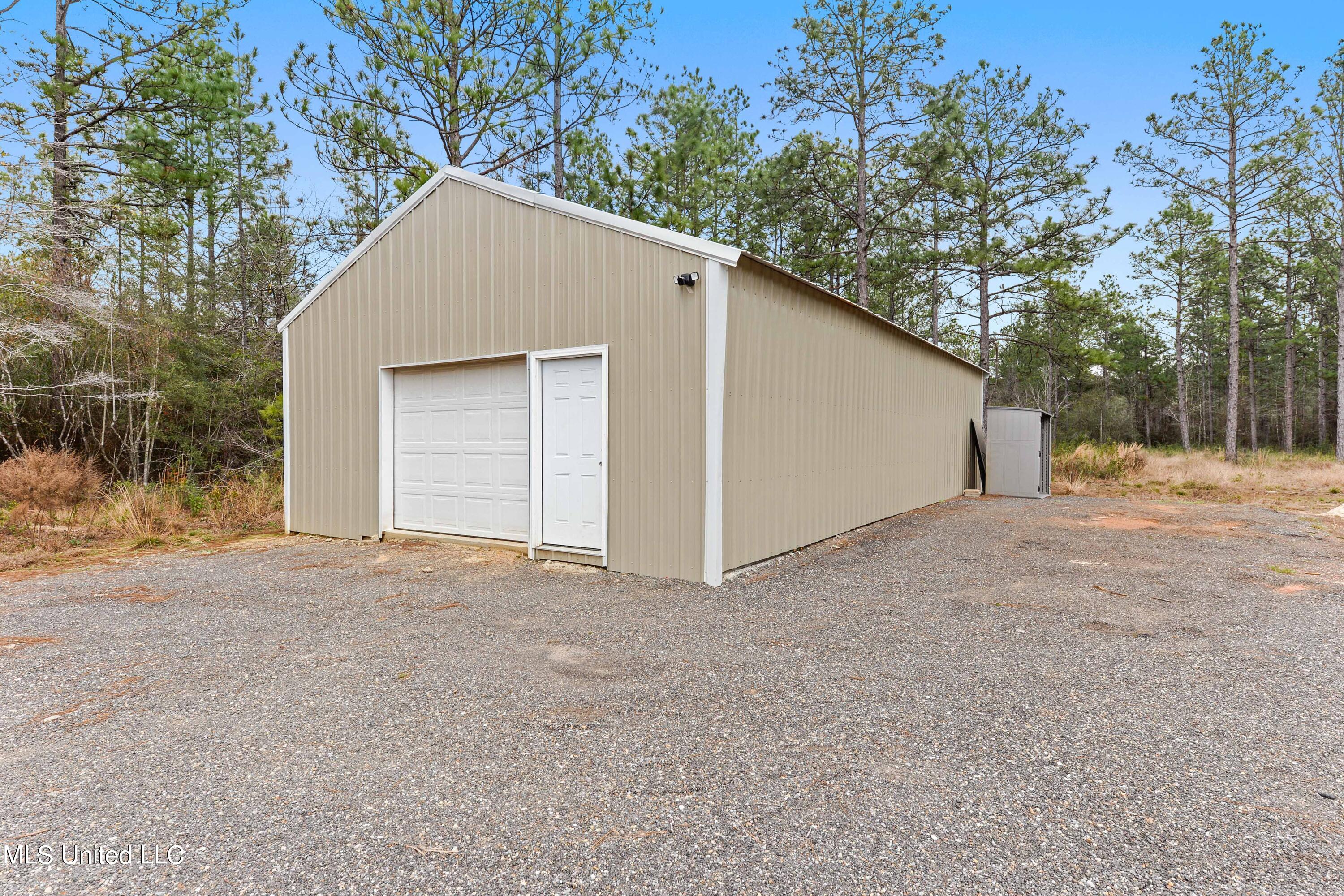 3975 Davis Sawmill Road Lucedale, MS 39452 - Photo 32 of 33 032