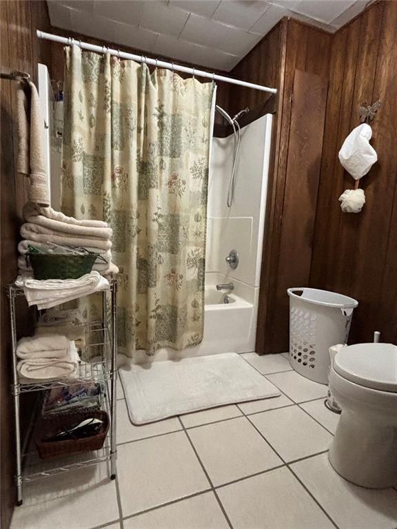 183 Barker Road Southwest Rome, GA 30165 - Photo 50 of 71 a bathroom with a shower and a toilet