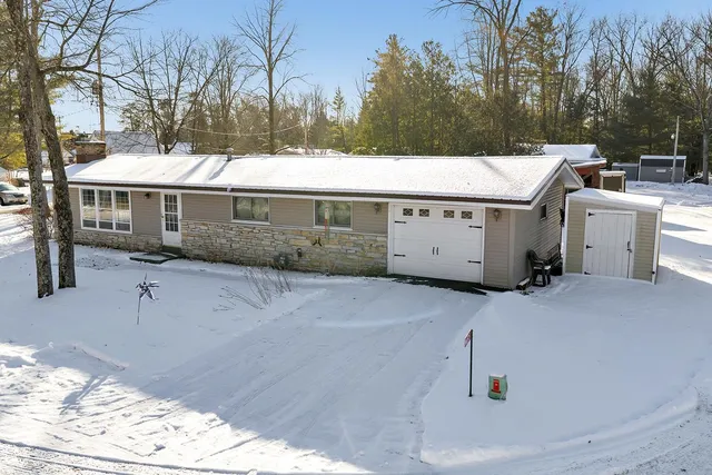 $164,900 | W6525 Mork Road, Shawano, WI 54166