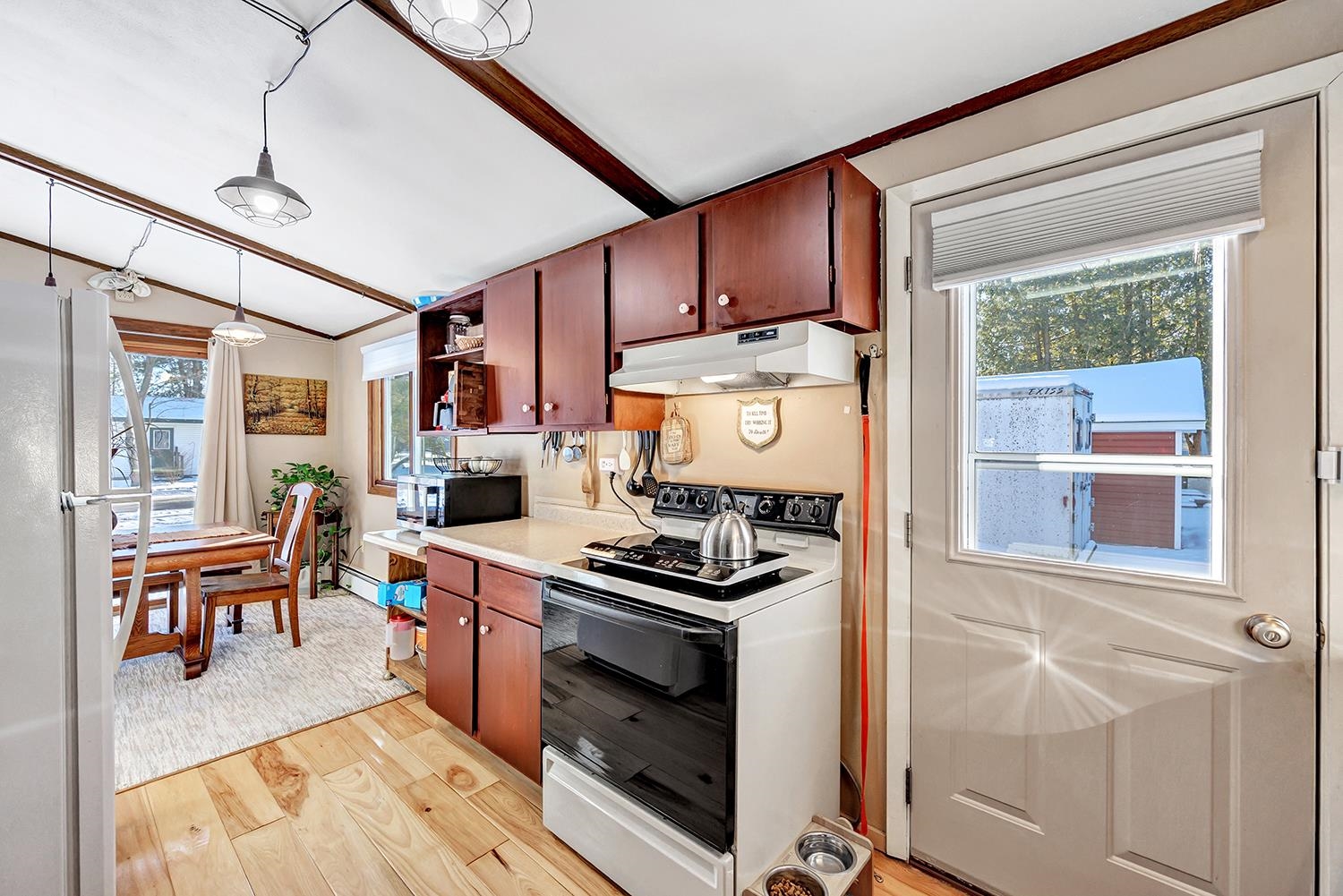 W6525 Mork Road Shawano, WI 54166 - Photo 9 of 25