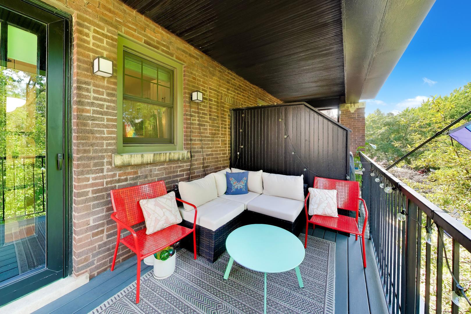 1415 West Rascher Avenue, Unit 302 Chicago, IL 60640 - Photo 13 of 33 Gallery Image 13