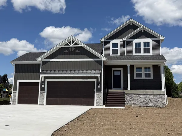$664,900 | N101-w16938 Tanglewood Drive, Germantown, WI 53022