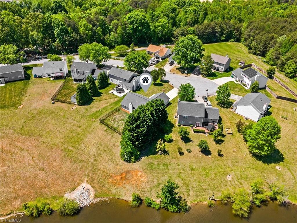 4426 Deacon Court High Point, NC 27265 - Photo 39 of 46