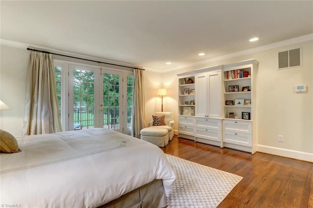 912 Dover Road Greensboro, NC 27408 - Photo 23 of 50 Gallery Image 23