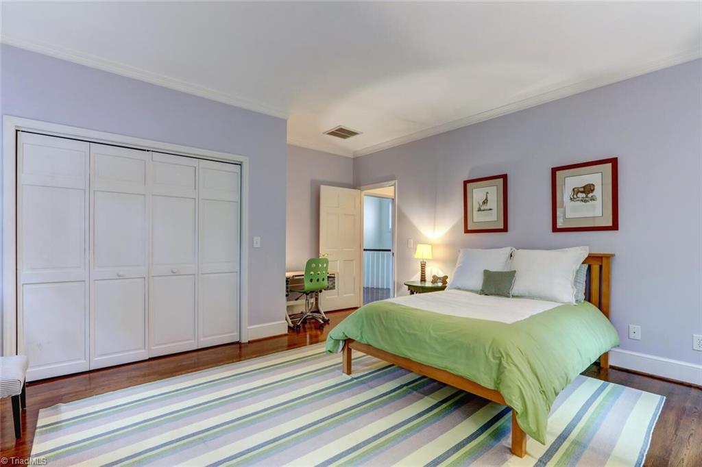 912 Dover Road Greensboro, NC 27408 - Photo 34 of 50 Gallery Image 34