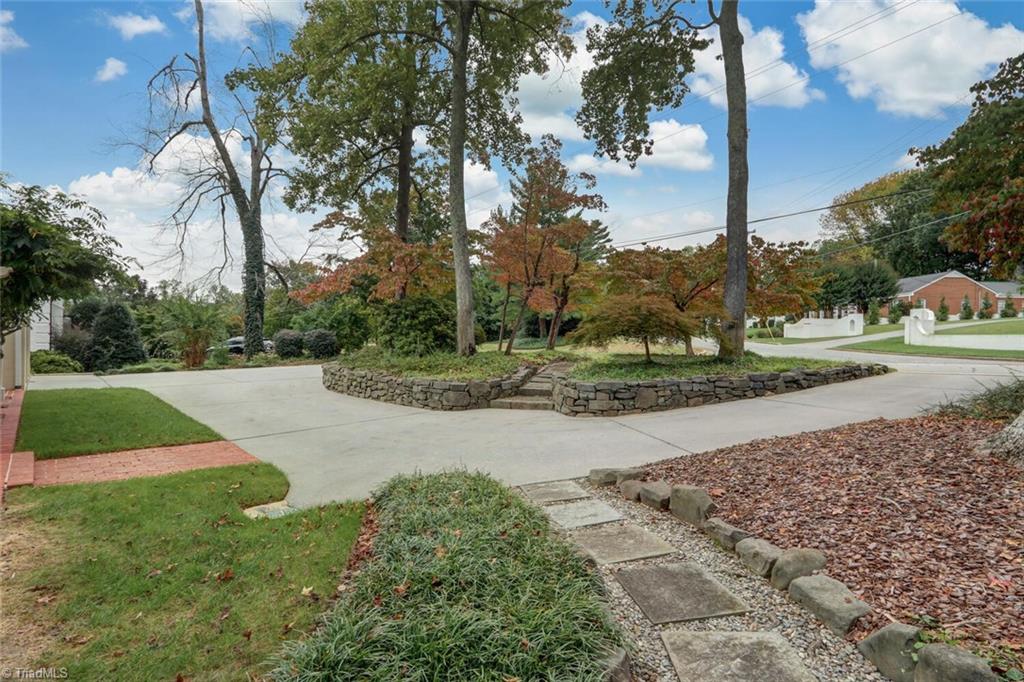 912 Dover Road Greensboro, NC 27408 - Photo 49 of 50 Gallery Image 49
